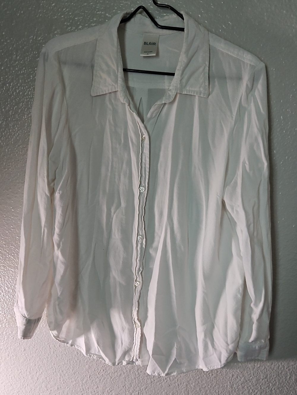 Blair White Long Sleeve Button Down Shirt EUC Large